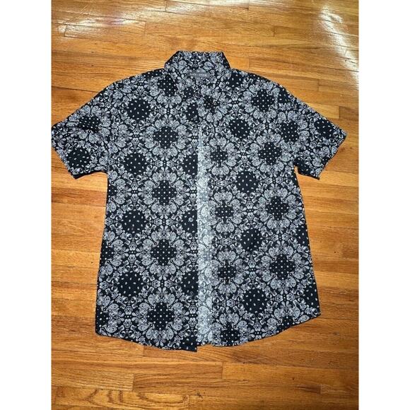 Paisley Poplin Short Sleeve Button-Down Shirt small - Picture 1 of 4